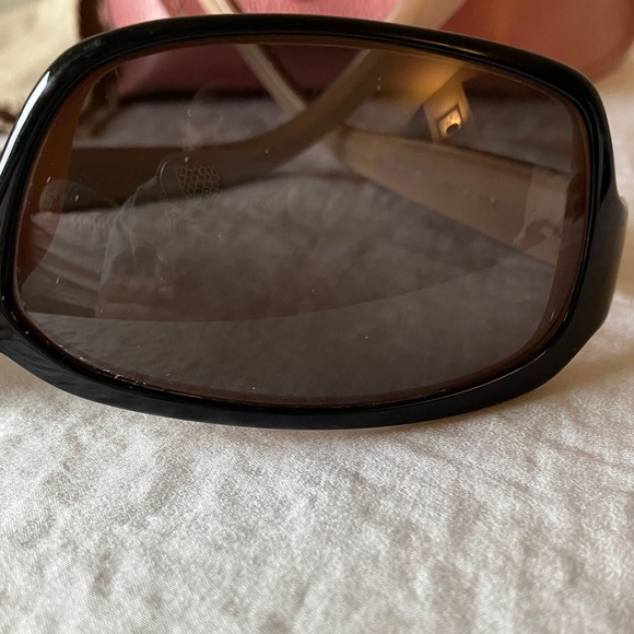 Kate Spade: VTG Tatums Sunglasses- case & cloth- marks main image 6